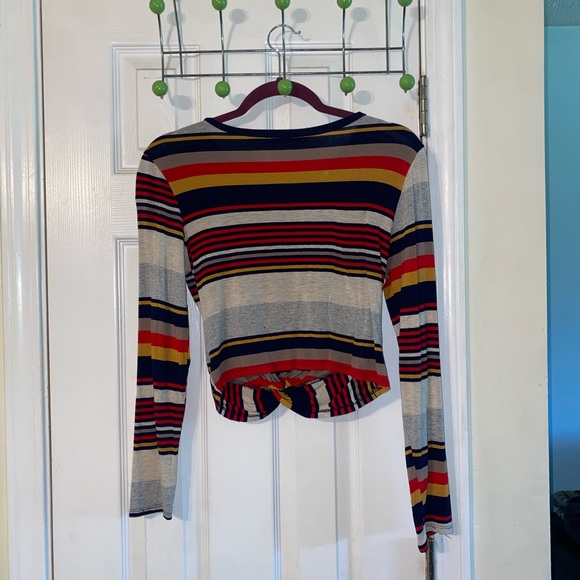 Striped crop top ✨ - Picture 2 of 3